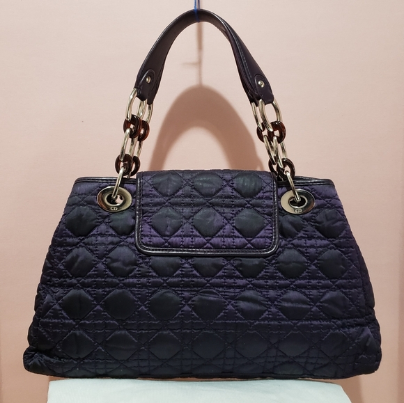 6️⃣5️⃣0️⃣Auth Lock Medium tote nylon cannage - Picture 3 of 15